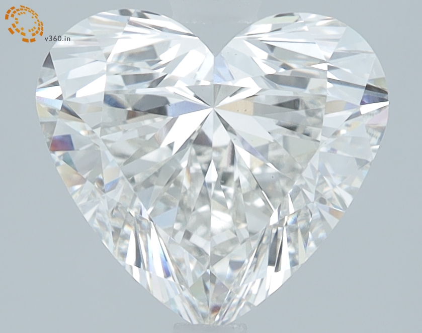 2.76 carat Heart lab grown diamond, G VS1, IGI certified