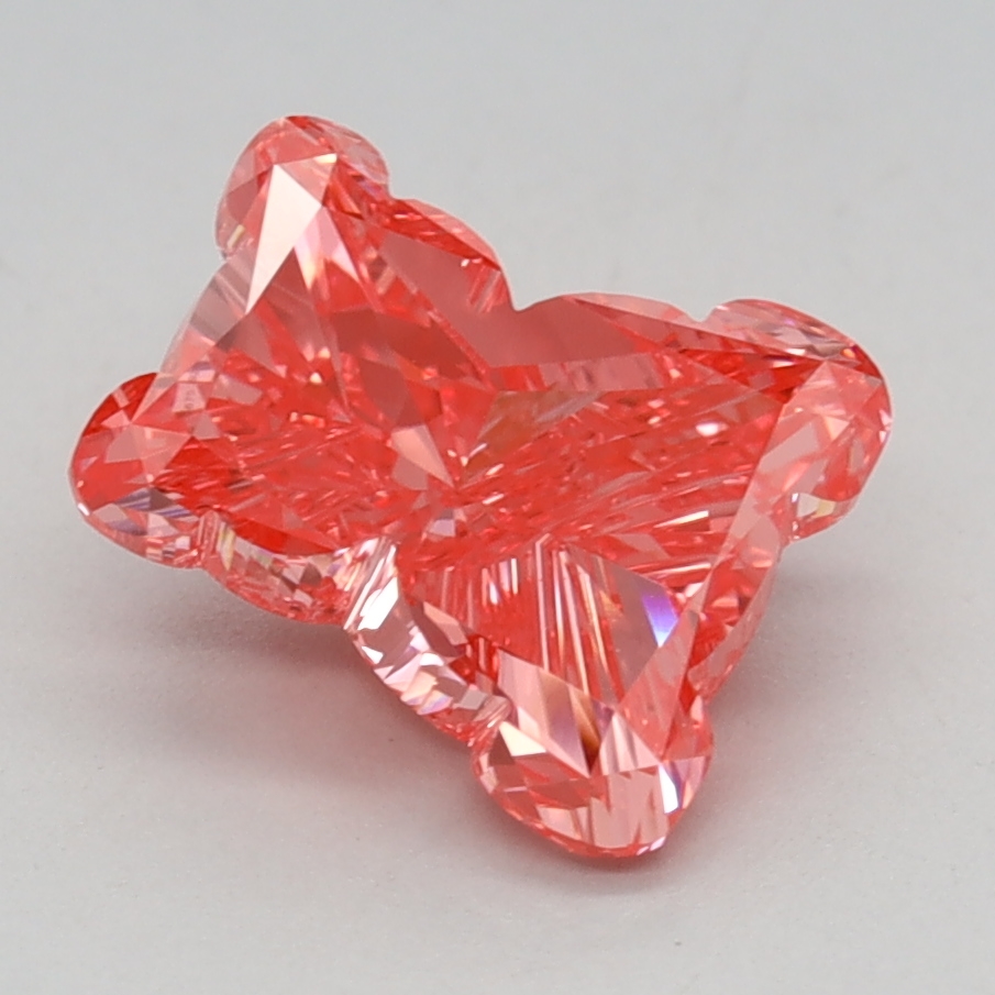 1.50 carat Fancy Vivid Pink Teddy lab grown diamond, VVS2, IGI certified