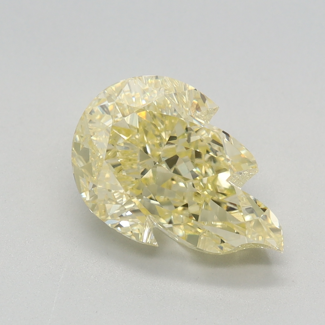 2.34 carat Fancy Intense Yellow Other lab grown diamond, VVS2, IGI certified