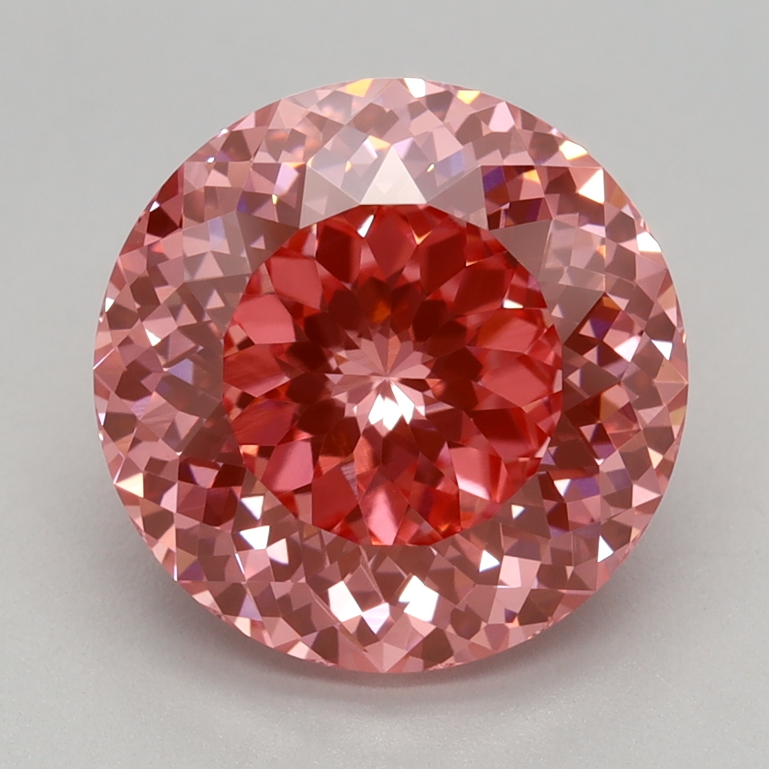 3.17 carat Fancy Vivid Pink Portuguese lab grown diamond, VVS2, IGI certified