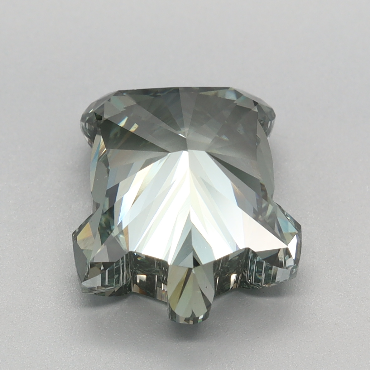 3.95 carat Fancy Vivid Green Tortoise lab grown diamond, VVS2, IGI certified