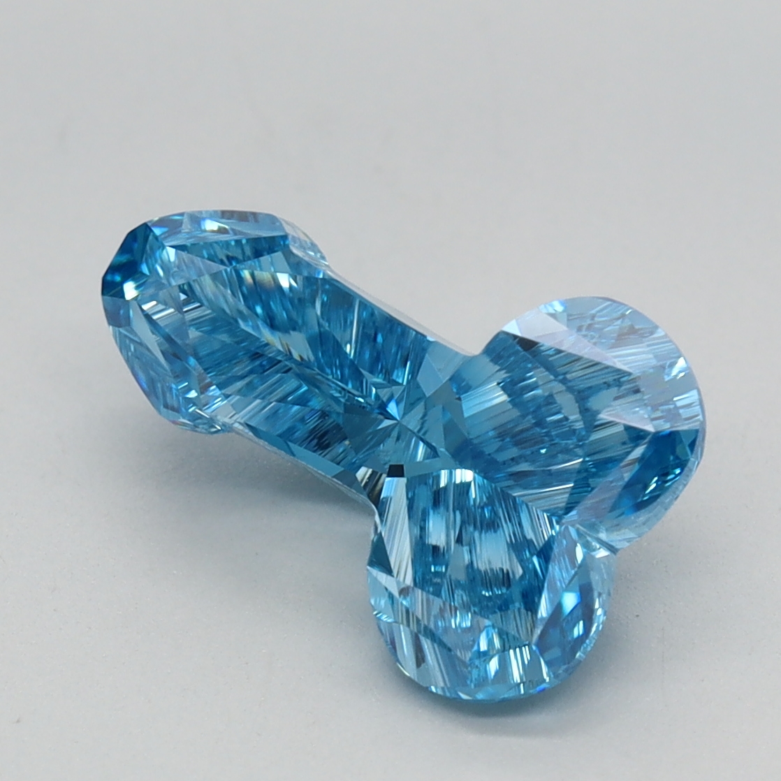 2.13 carat Fancy Vivid Blue Other lab grown diamond, VVS2, IGI certified