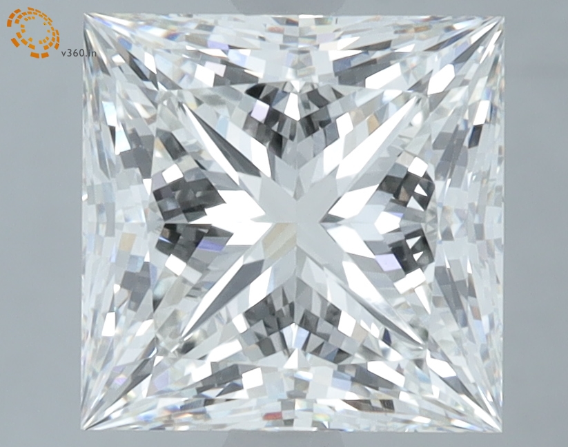 3.58 carat Princess lab grown diamond, G VVS2, IGI certified