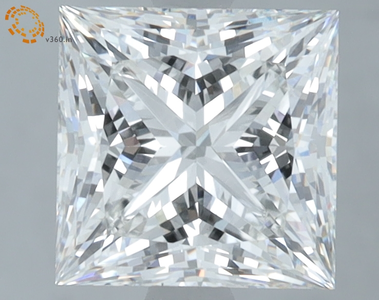 2.59 carat Princess lab grown diamond, G VVS2, IGI certified