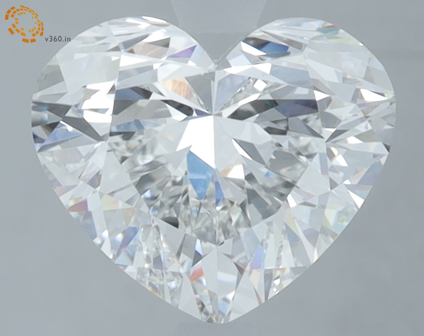 2.81 carat Heart lab grown diamond, E VVS2, IGI certified