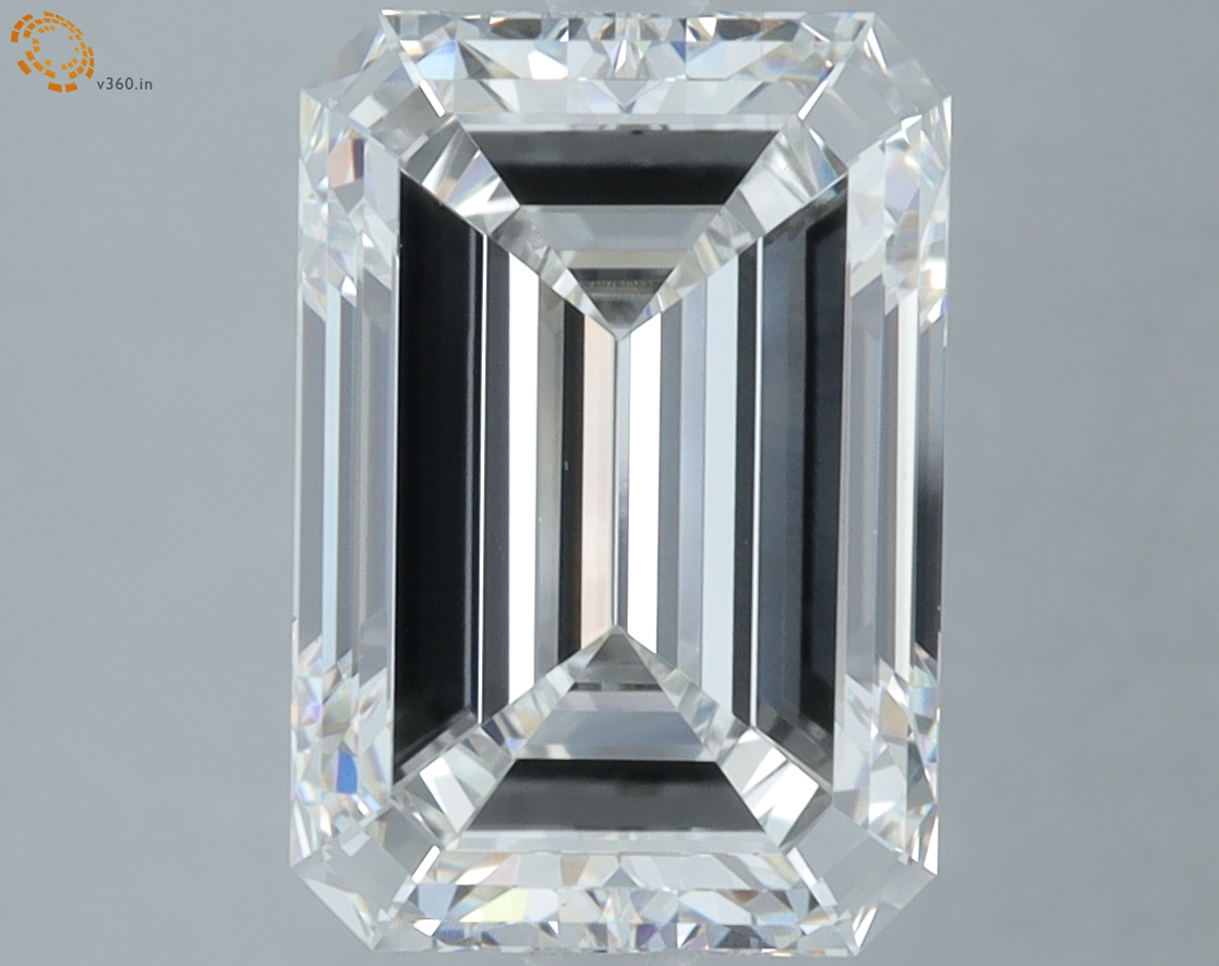 5.08 carat Emerald Cut lab grown diamond, G VVS2, IGI certified