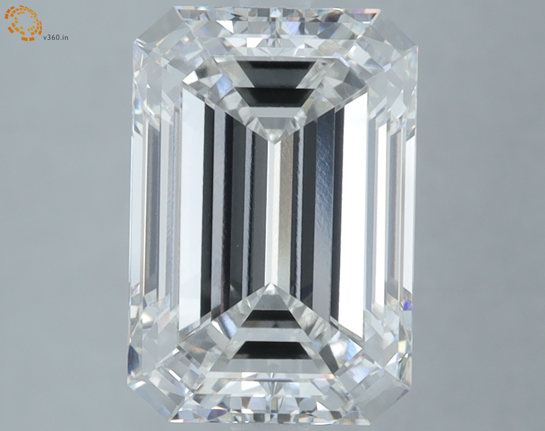 5.19 carat Emerald Cut lab grown diamond, G VVS2, IGI certified